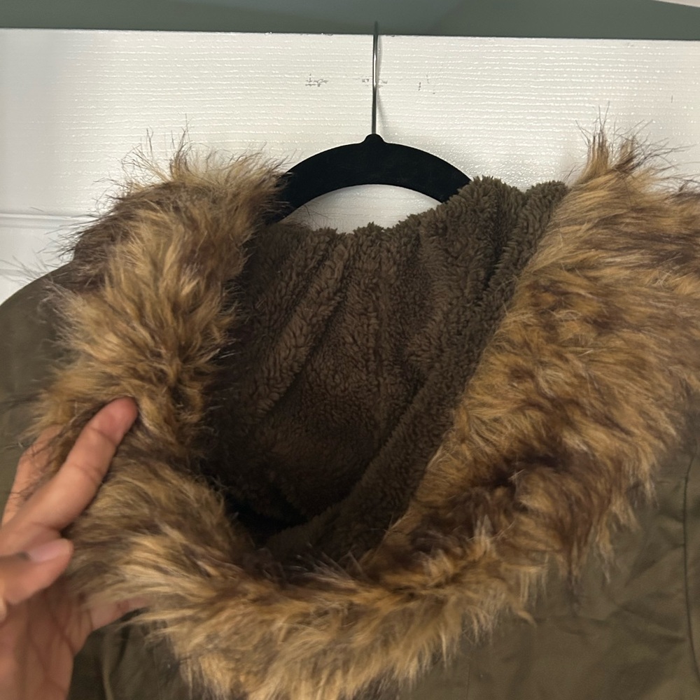 Women’s Love Tree Parka - Picture 5 of 8